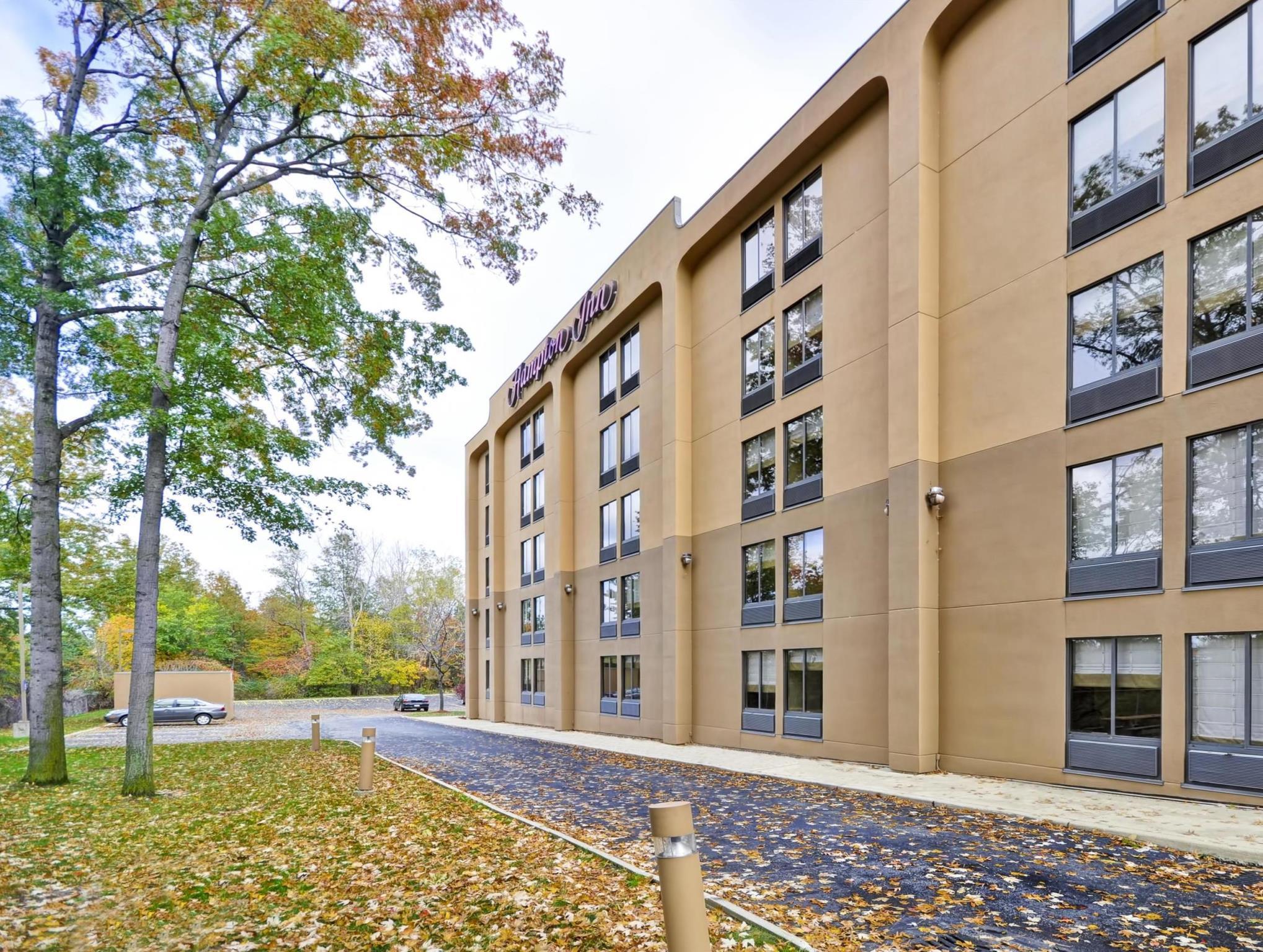 Hampton Inn Cleveland-Westlake Exterior foto